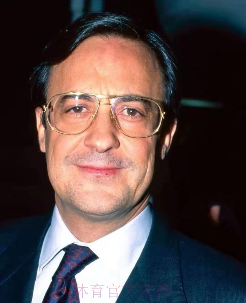 机密报再公布新录音:老佛爷曾利用皇马做生意 机密报再公布新录音:老佛爷曾利用皇马做生意