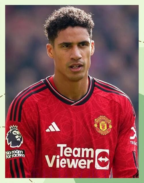 瓦拉内还未与曼联达协议 度假3周后再考虑未来 瓦拉内还未与曼联达协议 度假3周后再考虑未来